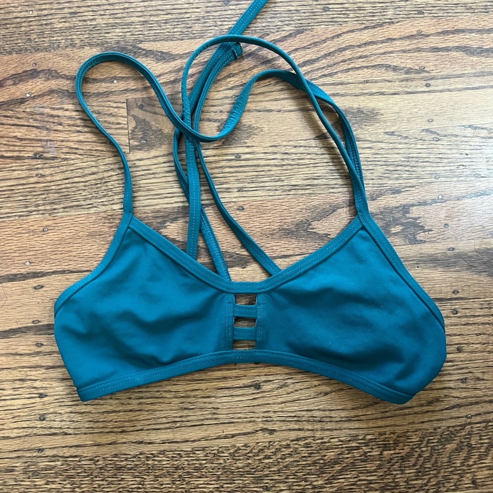 Jolyn tomcat bikini top